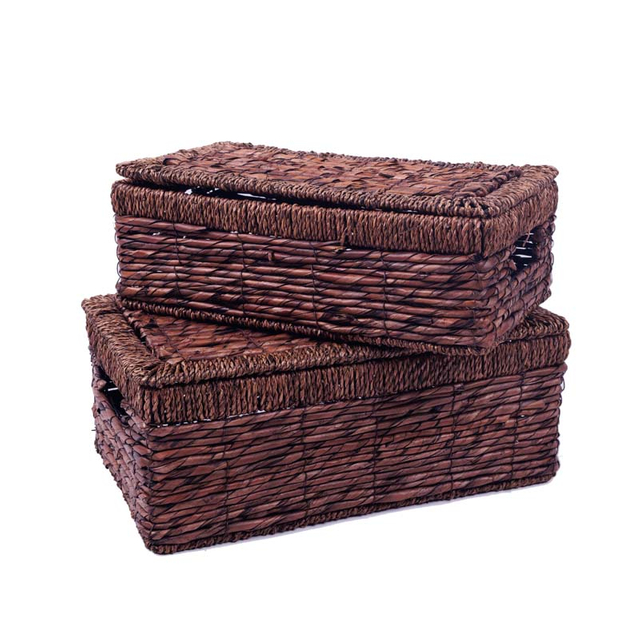 Cesta de folhas de bananeira